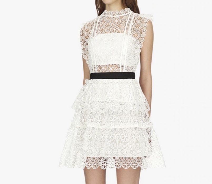 Nowa sukienka wykonana z koronki wzór Self Portrait rozm. S