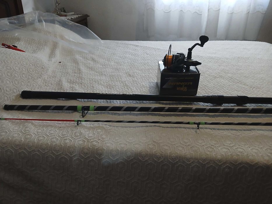 Cana pesca Surfcasting 4.20m 100/200gr + Carreto 6000