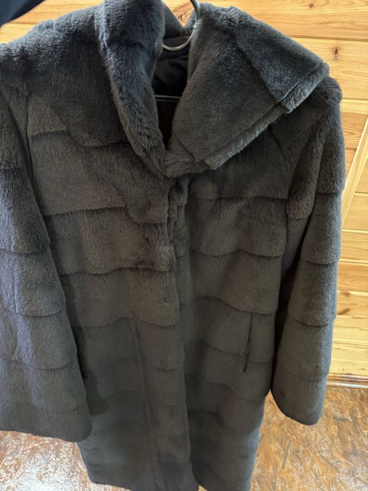 Продам класну і легеньку шубку