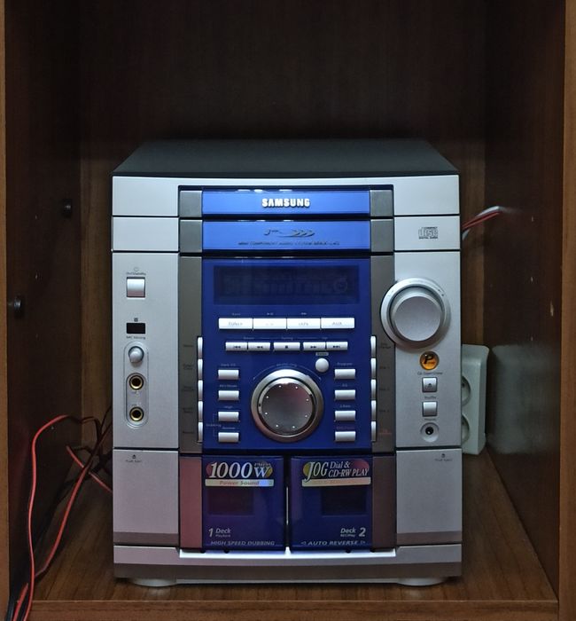 Музыкальный центр Samsung Max-L45 + пульт ДУ  ( колонки не продаются )