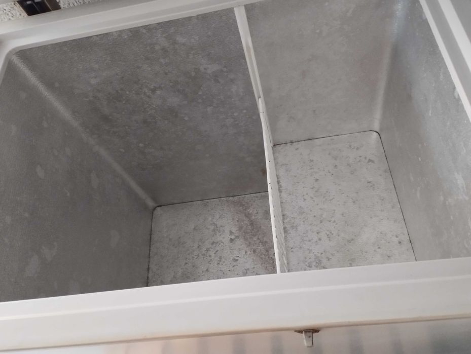 Arca congeladora horizontal, Marca Eurofrio, a trabalhar perfeitamente