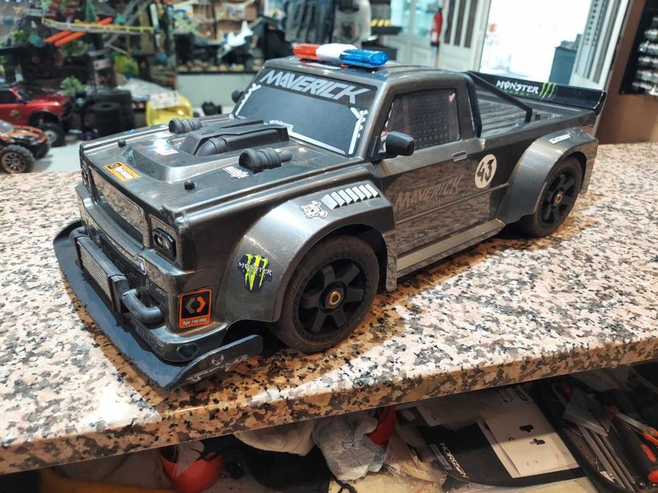 Truck RC Maverick QuantumR Flux 4S 4WD Cinza