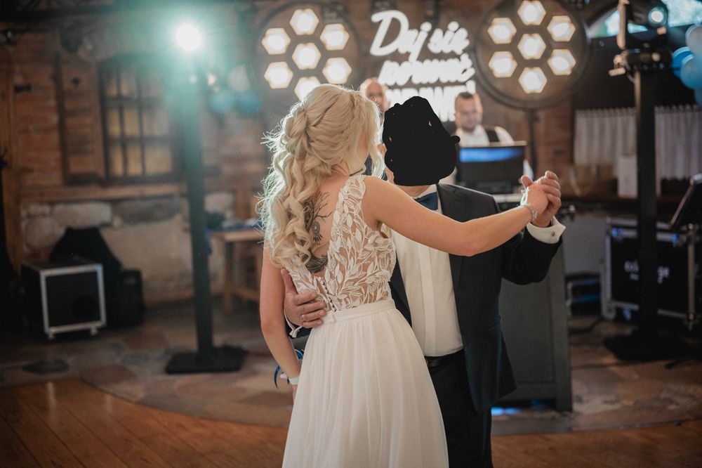 Suknia ślubna 165cm + 8cm