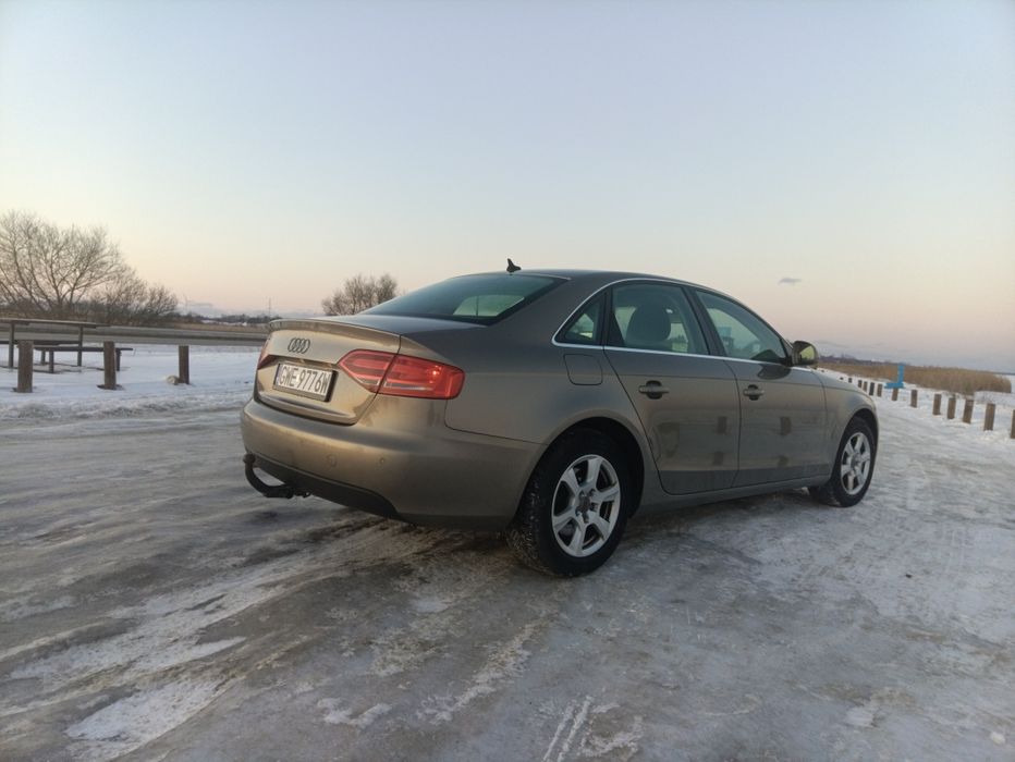Audi A4 B8 Sedan 2.0Td   Led  Bi-xenon
