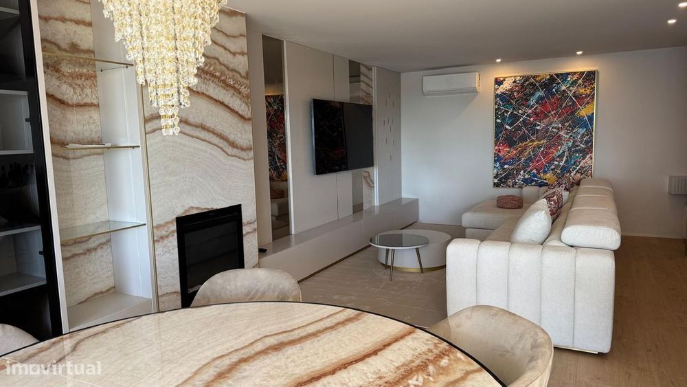 Apartamento T3 para arrendar na Apúlia - poucos metros do mar