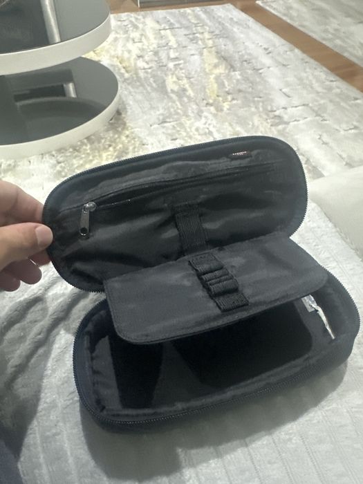 Estojo eastpak verde