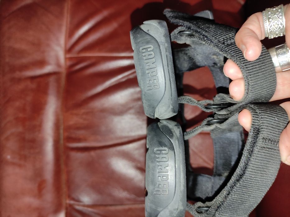 Camper sandały czarne ,zapinane na rzepy,41 roz