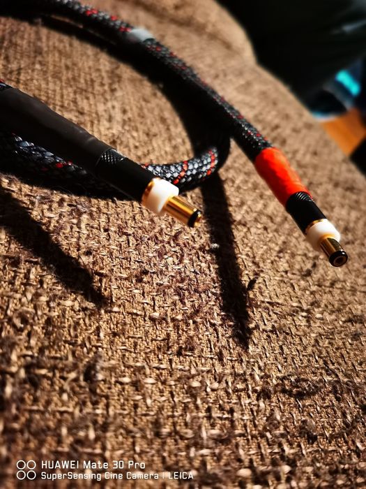 Kabel DC Acrolink wtyczki Oyaide.