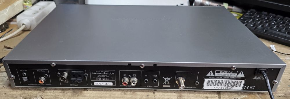 Tuner Harman Kardon TU970 z pilotem