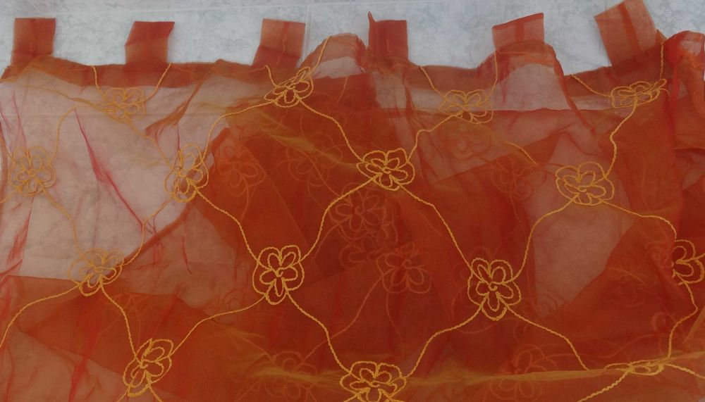 Cortinado em Tom Laranja