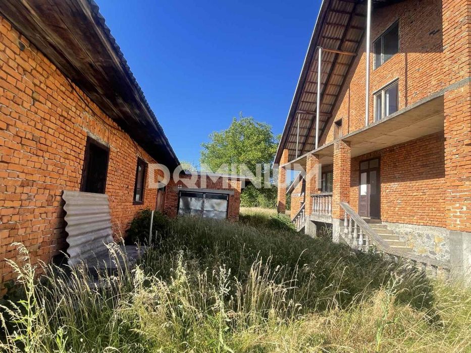 Продається будинок в селі Золотарьово