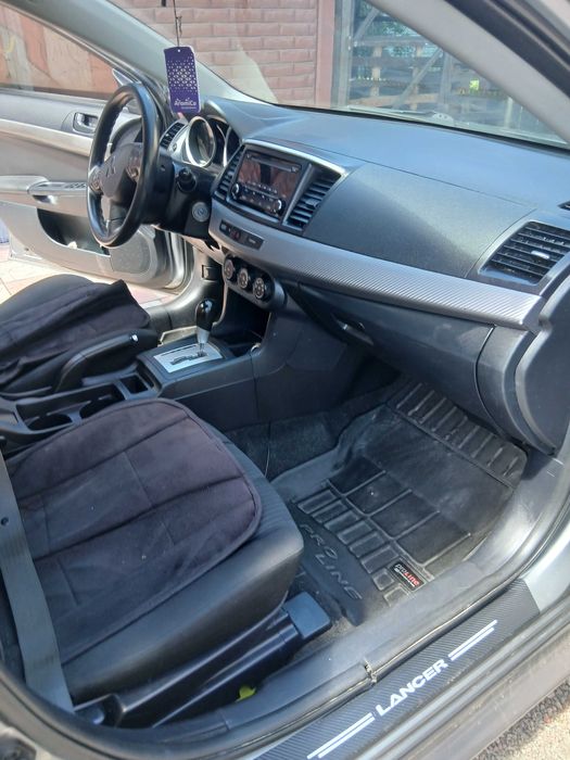 Продається Mitsubishi  LANCER 2013 року