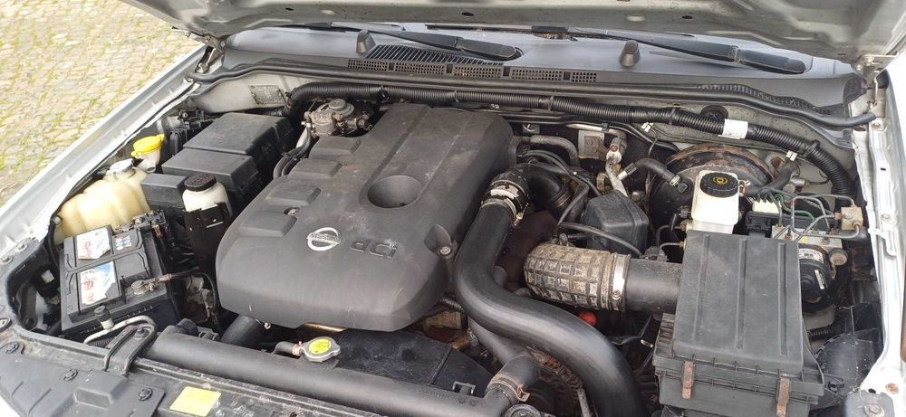 Nissan D40 de 2006 para peças