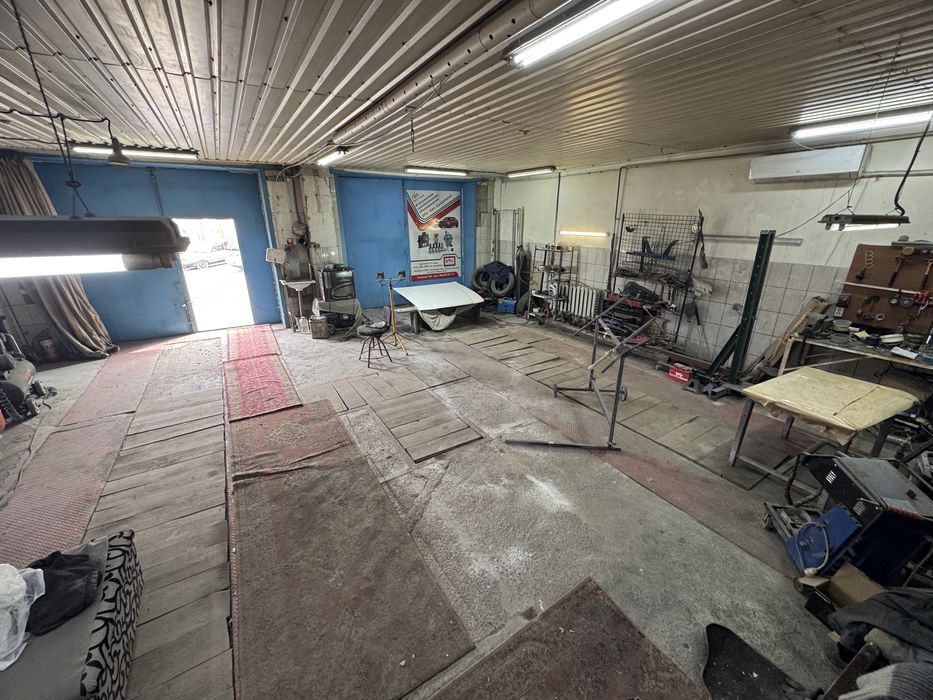 Сдам в аренду 3 бокса на СТО