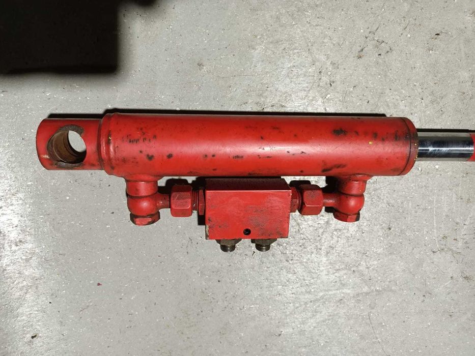 Siłownik teleskop cylinder ramię belki siewnej Kuhn Venta AL