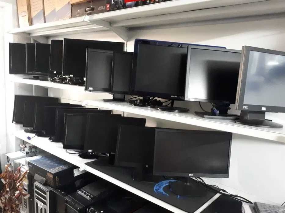 Б/В Монітор 19 дюймів, широкоформатний 16:9, опт, 19" офісний