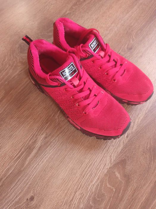 Кросовки, кросівки, кроссовки