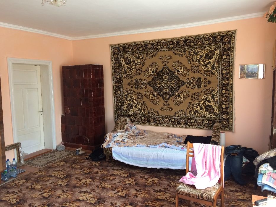 Продам газифiкований цегляний будинок в м.Хирiв Львiвськоi обл.