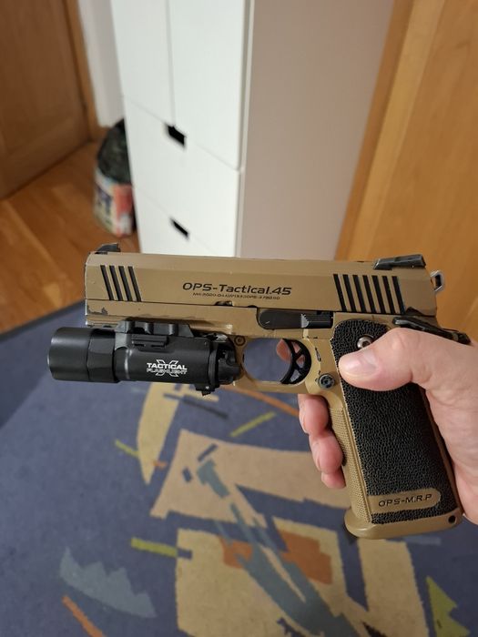 Airsoft lanterna x300 ultra