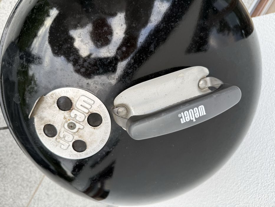 Grill Weber węglowy Compact Kettle 57cm