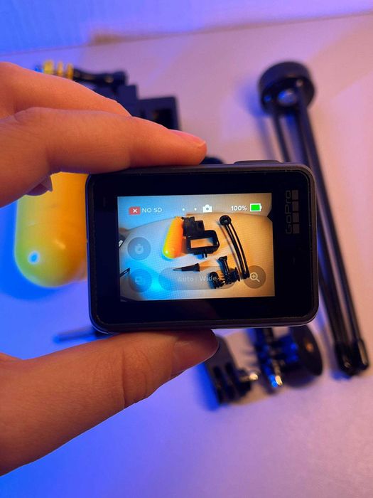 Екшн-камера GoPro HERO 7 Black з трьома акумуляторами