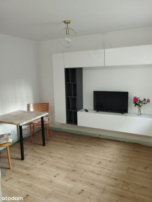 2 pokoje 32 m2 w samodzielnym domku w otoczeniu zadbanego ogrodu