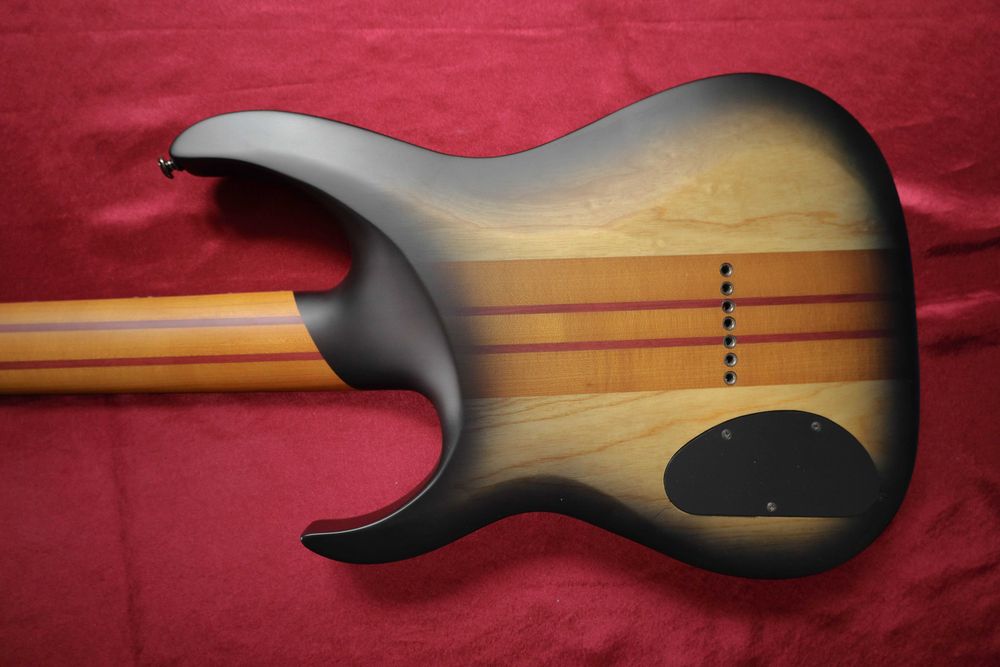 Schecter Banshee Mach 7 ’2023