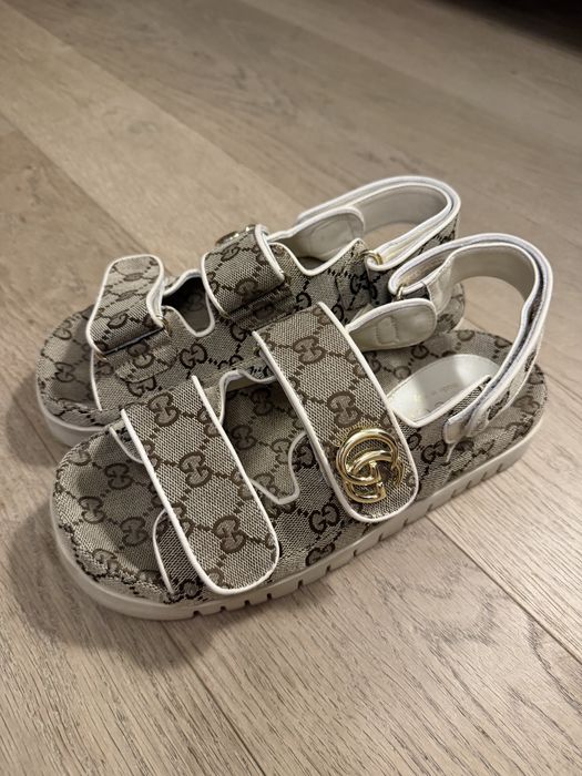 Gucci sandaly 39