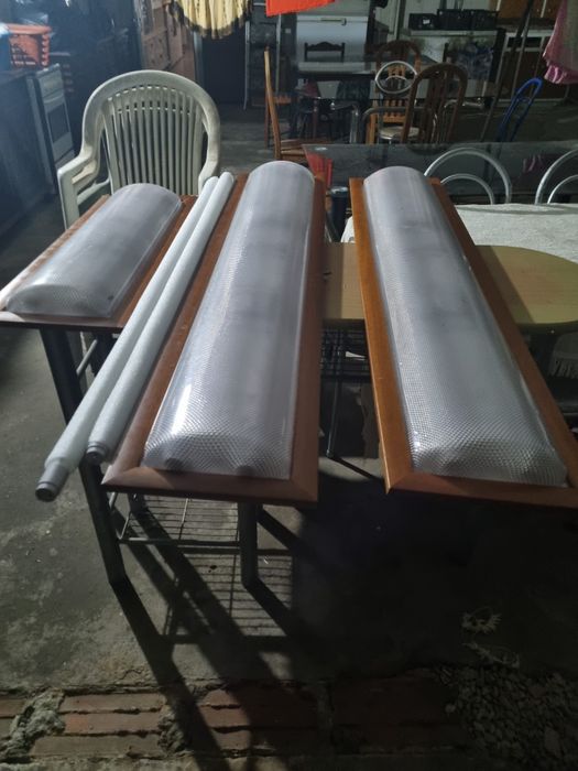 Trata se de 3 balastros completos