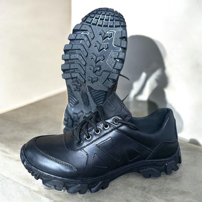 Тактичні Кросівки демісезонні шкіра сітка перфорація літні Берці 36-48