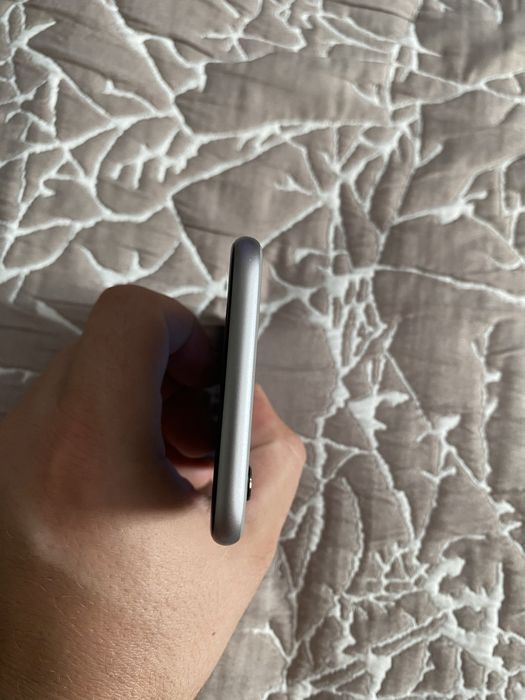 Айфон 6s не кручений