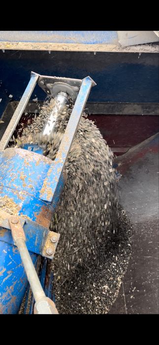 Продаєця єнисей 950