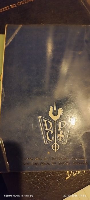 Vendo livros antigos ..