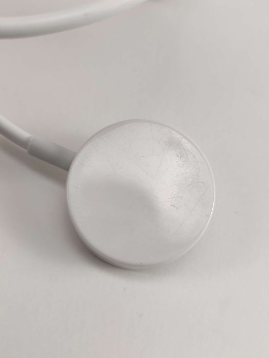 Przewód do ładowania Apple Watch podłączany)