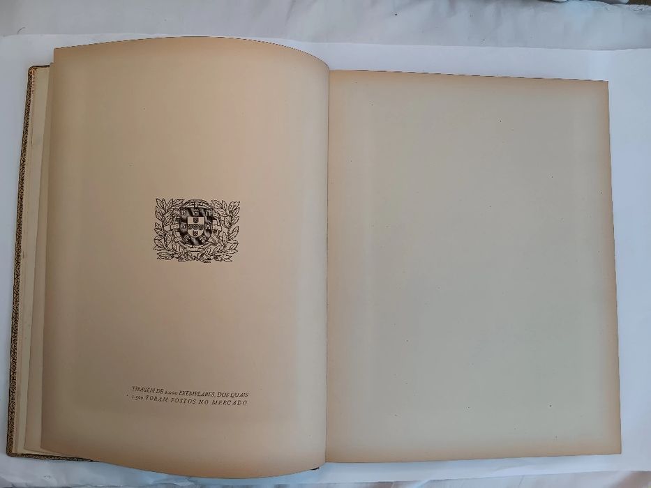 1° volume A Escultura de Portugal