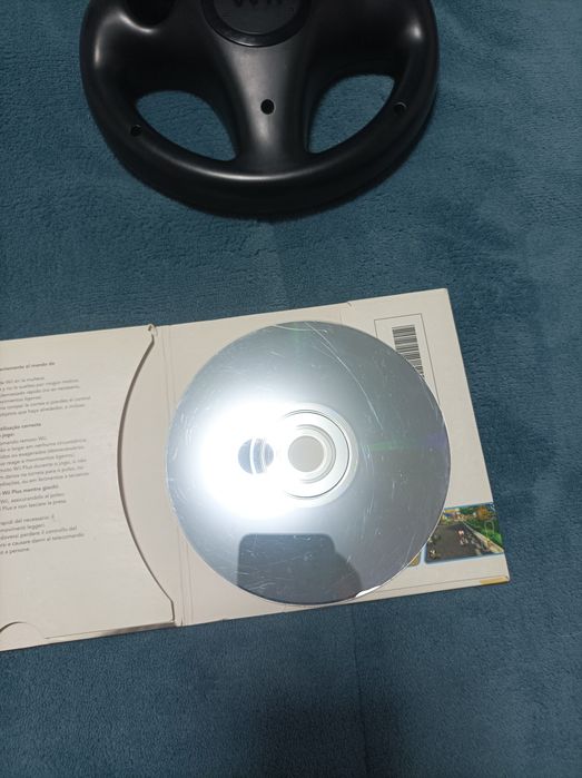 Conjunto volante Wii + jogo Mario kart