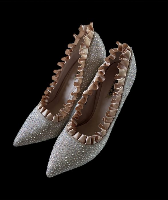 Buty damskie szpilki Jumex Beige diamenciki 35