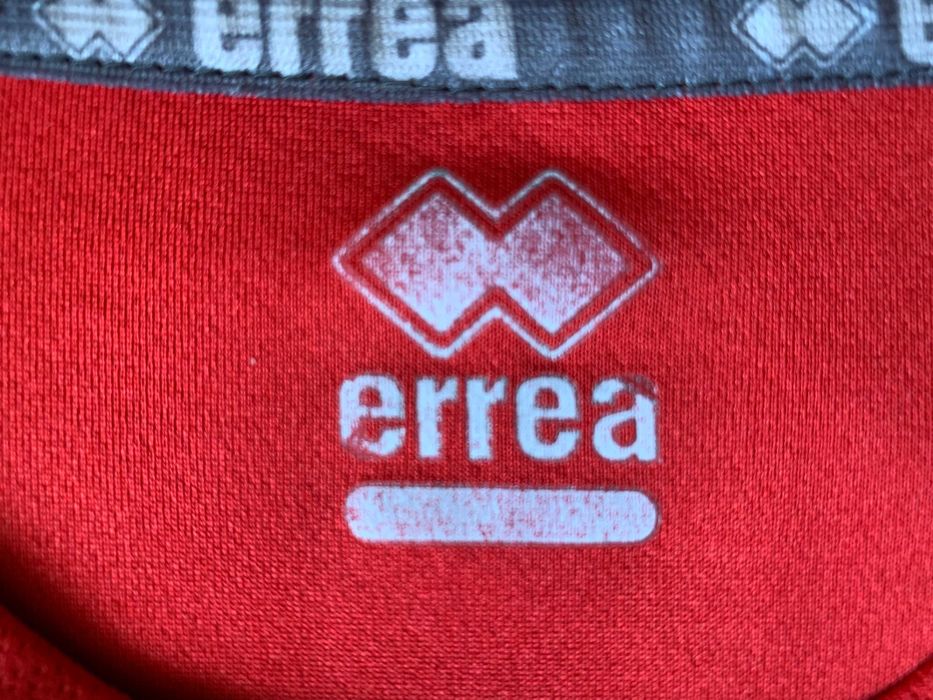 Tshirt Desportiva Errea, tamanho M