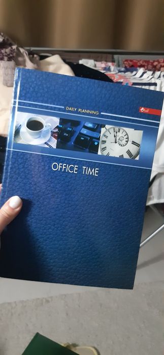 Книга канцелярська зошит А4 80 арк,96 арк,144 арк