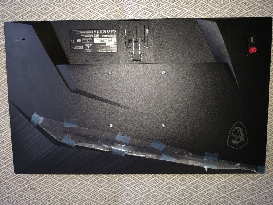 Монитор MSI MAG 242F