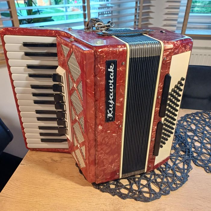 Akordeon kujawiak 60 basów