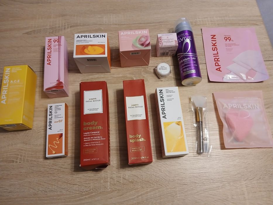 Lote cosmética e skincare novo e selado