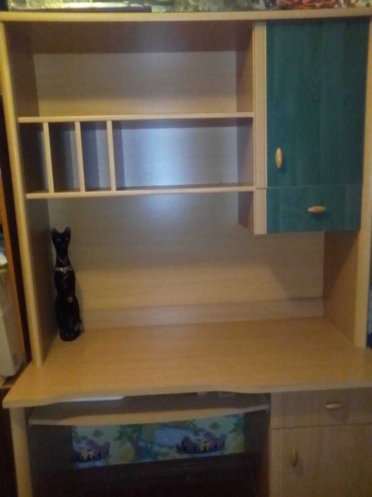 Компьютерный стол