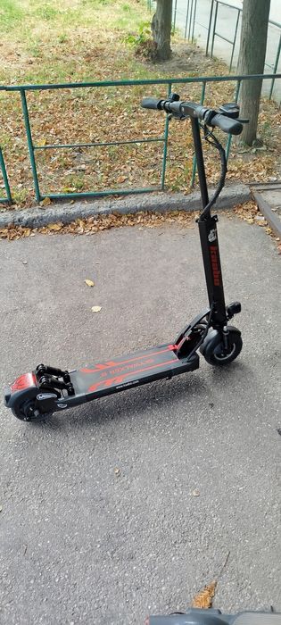 Електросамокат Kaabo Skywalker 8H ECO500