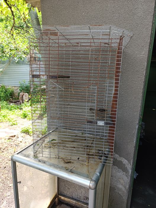 Клетки металлические