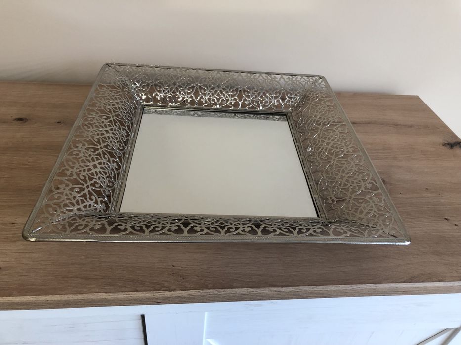 Taca dekoracyjna lustro ramka metal
