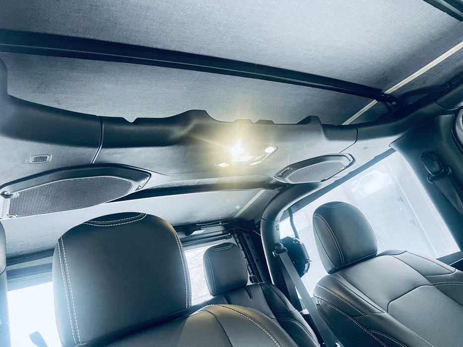 Jeep Wrangler идеальное состояние не крашен!