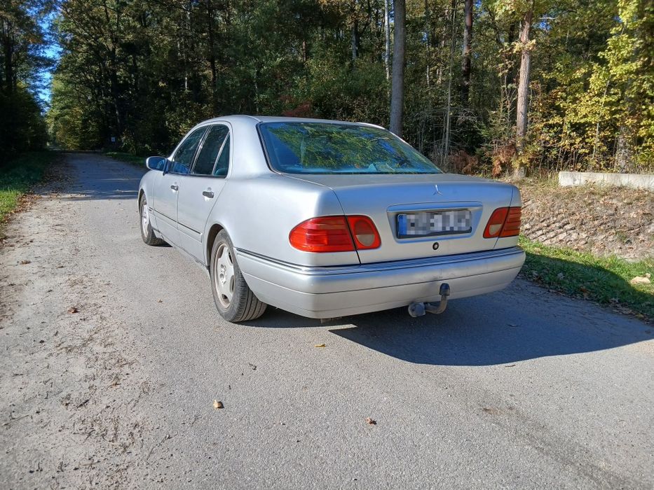Mercedes-Benz Klasa E
