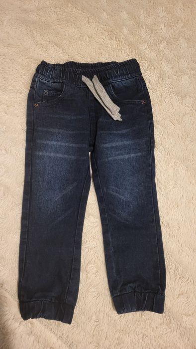 Jeansy chłopięce 104