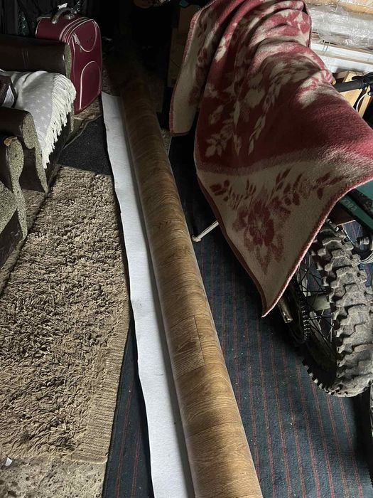 Продається лінолеум з нових рулонів та рулони працюєм по передоплаті